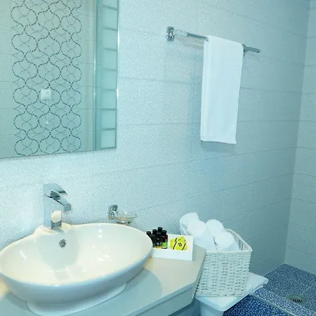 Amaryllis Hriszí Aktí