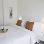 Amaryllis Beach Chrisi Akti (Paros)