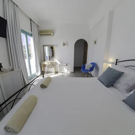 Amaryllis Хриси-Акти