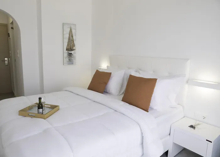 Amaryllis Beach Chrisi Akti (Paros)