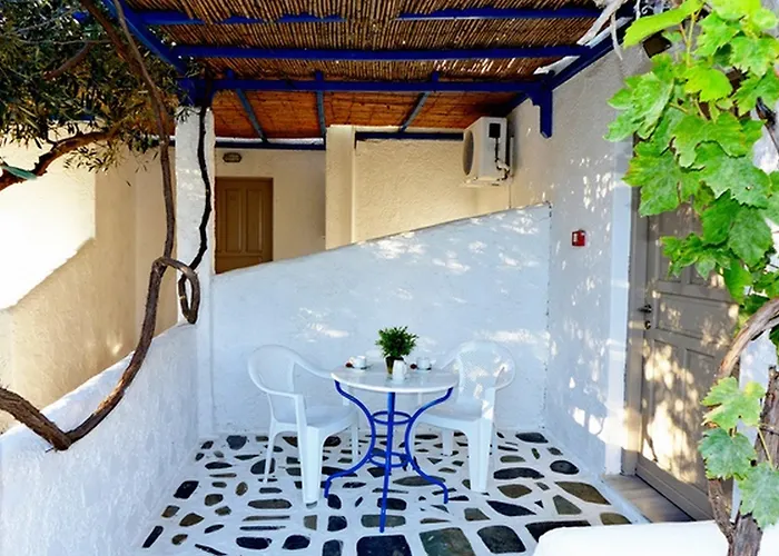 Amaryllis 3* Chrisi Akti (Paros)