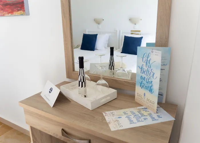 Amaryllis Beach Hotel